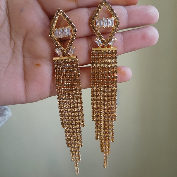 Studded Tassle earings - Picture 5 of 10